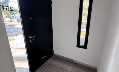 Venta Casa a estrenar - Zona parque