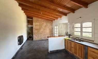 VENTA DE CASA EN CENTENARIO