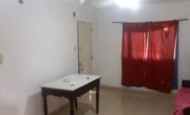 VENTA CASA 2 AMBIENTES EN MATHEU