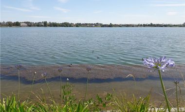VENTA 2 AMBIENTES AL AGUA CON 2 TERRAZAS VILA VELA
