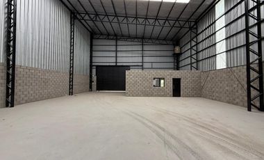 DEPOSITO A ESTRENAR ALQUILA O VENTA - GRAL PACHECO