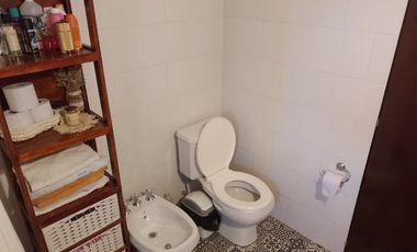 VENTA CASA 4 AMB CON PATIO Y GARAGE MTE CHINGOLO
