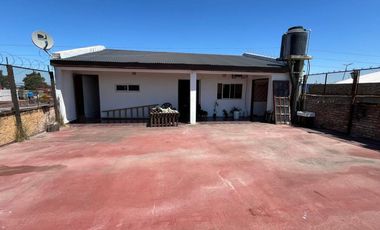 VENTA LOCAL COMERCIAL Y DEPARTAMENTO EN BLOCK