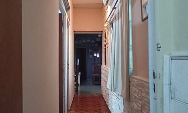 CASA AL FONDO  PH EN VENTA VILLA LYNCH MÁS GALPON