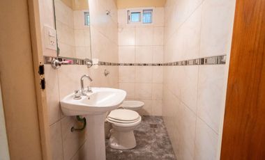 Venta Quinta 2 dorm, pileta en 2142 mt2 forestados