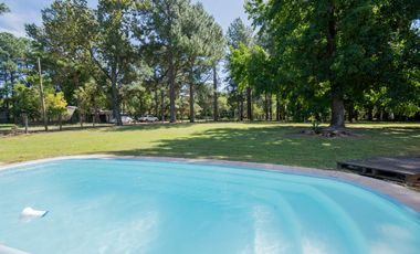 Venta Quinta 2 dorm, pileta en 2142 mt2 forestados