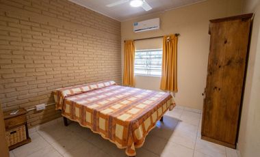 Venta Quinta 2 dorm, pileta en 2142 mt2 forestados