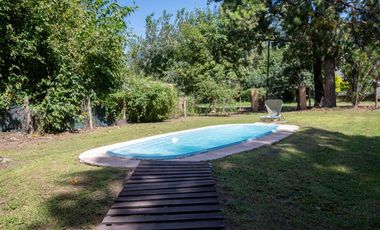 Venta Quinta 2 dorm, pileta en 2142 mt2 forestados