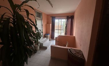 casa de dos pisos en Barranquitas