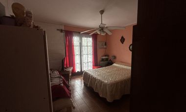 casa de dos pisos en Barranquitas