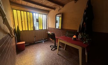 casa de dos pisos en Barranquitas