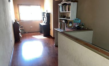 VENTA CASA MULTIFAMILIAR GARAJE PATIO VILLA LURO