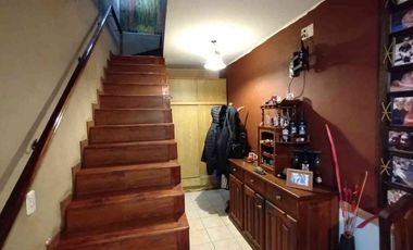 VENTA CASA MULTIFAMILIAR GARAJE PATIO VILLA LURO