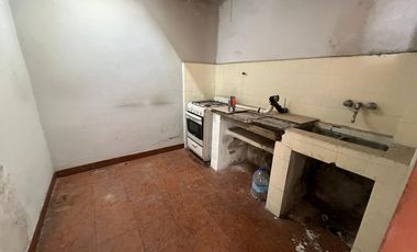 VENTA CASA MULTIFAMILIAR GARAJE PATIO VILLA LURO