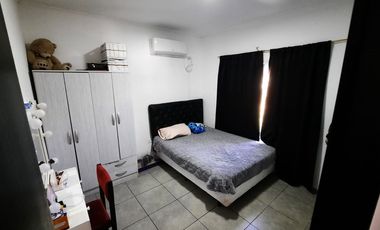 VENTA CASA 5 AMBIENTES MATHEU ESCOBAR