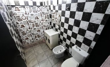 VENTA CASA 5 AMBIENTES MATHEU ESCOBAR