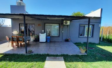 VENTA CASA 5 AMBIENTES MATHEU ESCOBAR