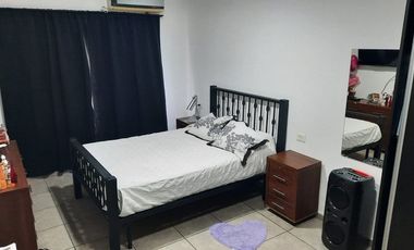 VENTA CASA 5 AMBIENTES MATHEU ESCOBAR