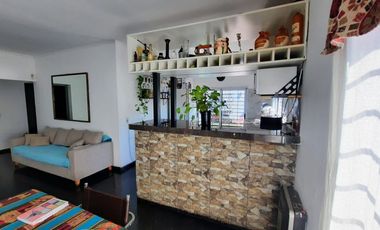 VENTA CASA 5 AMBIENTES MATHEU ESCOBAR