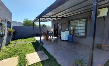 VENTA CASA 5 AMBIENTES MATHEU ESCOBAR