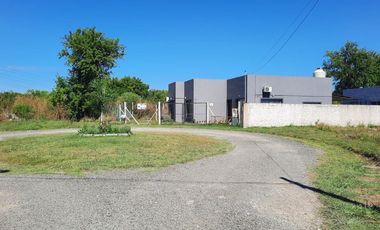 VENTA CASA 5 AMBIENTES MATHEU ESCOBAR