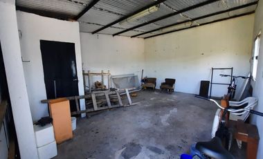 VENTA CASA 5 AMBIENTES MATHEU ESCOBAR