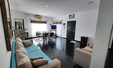 VENTA CASA 5 AMBIENTES MATHEU ESCOBAR