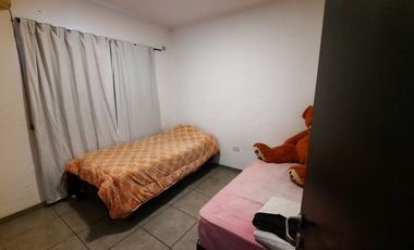 VENTA CASA 5 AMBIENTES MATHEU ESCOBAR