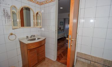 VENTA Triplex 5 ambientes Olivos-Cochera