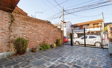 VENTA Triplex 5 ambientes Olivos-Cochera
