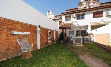 VENTA Triplex 5 ambientes Olivos-Cochera