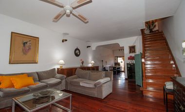 VENTA Triplex 5 ambientes Olivos-Cochera