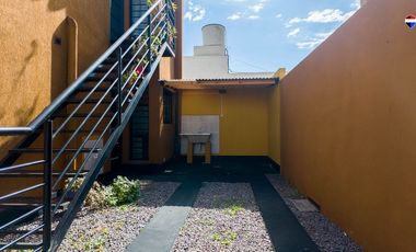 PH 2 AMB EN VENTA EN BERAZATEGUI CON COCHERA S/EXP