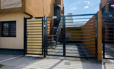 PH 2 AMB EN VENTA EN BERAZATEGUI CON COCHERA S/EXP