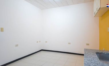 PH 2 AMB EN VENTA EN BERAZATEGUI CON COCHERA S/EXP