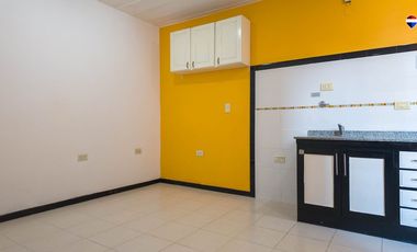 PH 2 AMB EN VENTA EN BERAZATEGUI CON COCHERA S/EXP