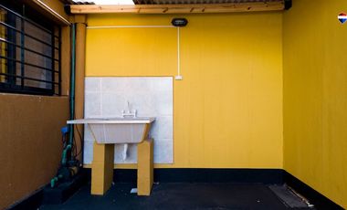 PH 2 AMB EN VENTA EN BERAZATEGUI CON COCHERA S/EXP