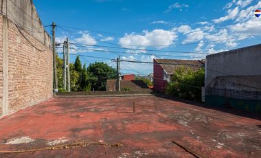 PH 2 AMB EN VENTA EN BERAZATEGUI CON COCHERA S/EXP