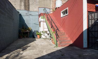 PH 2 AMB EN VENTA EN BERAZATEGUI CON COCHERA S/EXP