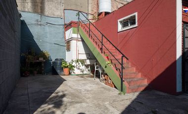 PH 2 AMB EN VENTA EN BERAZATEGUI CON COCHERA S/EXP