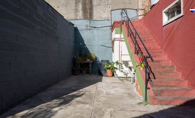 PH 2 AMB EN VENTA EN BERAZATEGUI CON COCHERA S/EXP