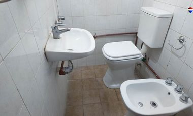 PH 2 AMB EN VENTA EN BERAZATEGUI CON COCHERA S/EXP