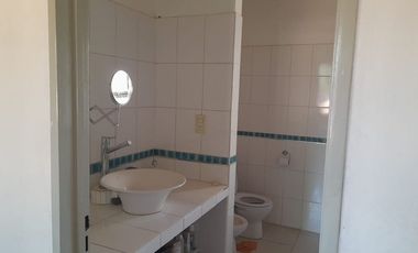 VENTA EXCELENTE PROPIEDAD EN CENTENARIO