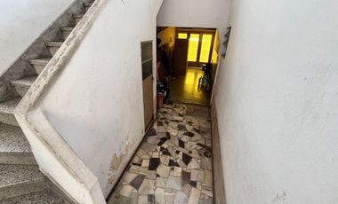 VENTA CASA 5 AMB MULTIFAMILIAR EN 2 PLANTAS RAMOS