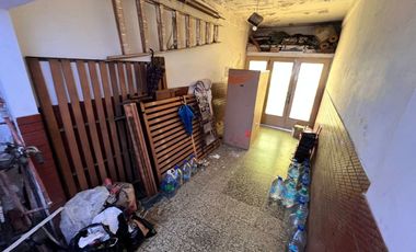 VENTA CASA 5 AMB MULTIFAMILIAR EN 2 PLANTAS RAMOS