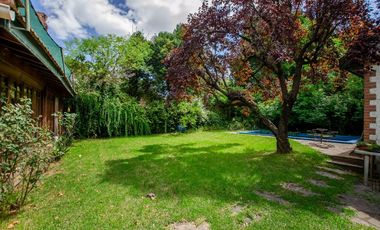 CHALET INGLES EN VENTA EN ADROGUE DE CATEGORIA