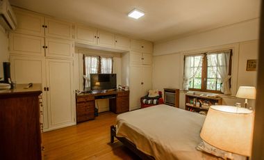 CHALET INGLES EN VENTA EN ADROGUE DE CATEGORIA