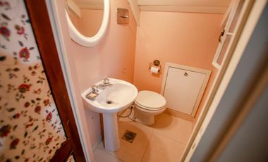 CHALET INGLES EN VENTA EN ADROGUE DE CATEGORIA