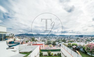 Casa en Venta en Lomas de Valle Dorado  – Funcionalidad y Vistas Espectaculares