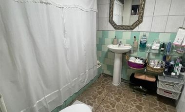 Casa en Venta en José Joaquín Perez con Los Cerezos